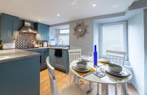 Mevagissey House | Inviting Traditional Fishermens cottage in the heart of the village, close to the harbour