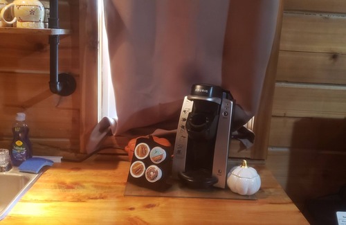 Thompson Falls Cabin | Iron line cabin 802