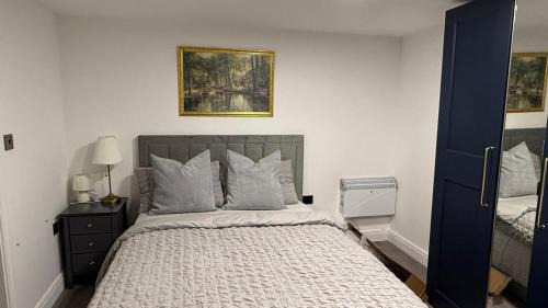 Waterlooville House | Irtaza charming suite