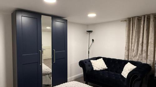 Waterlooville House | Irtaza charming suite