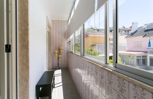 Algueirao - Mem Martins Apartment | Isabel Dream IV, 4 Km from Sintra, train at 400m