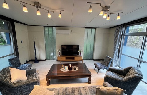 Ise Villa | Ise Blue Villa main building and detached house|A space filled with playfulness and attention to detail, adjacent to the forest, with outdoor chill space, accommodates 15 people