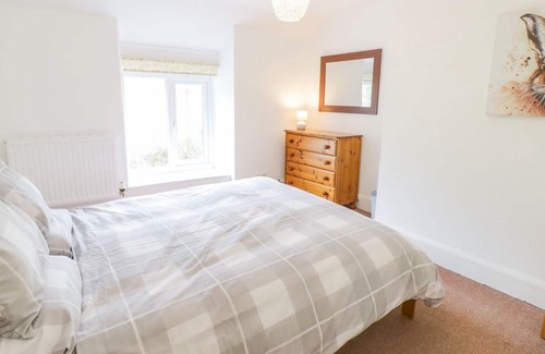 Caersws Cottage | ISFRYN, pet friendly, character holiday cottage in Carno