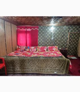 Dal Lake House | Island homestay in dal lake