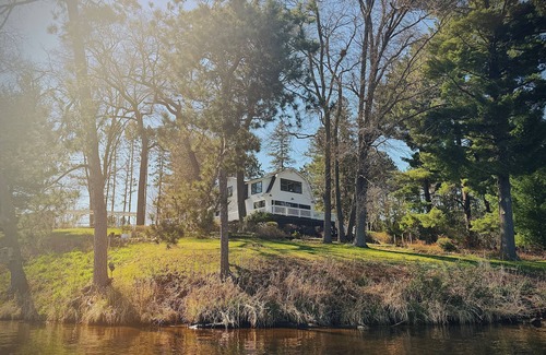 Chetek House | Island Pines, Escape to Island Pines