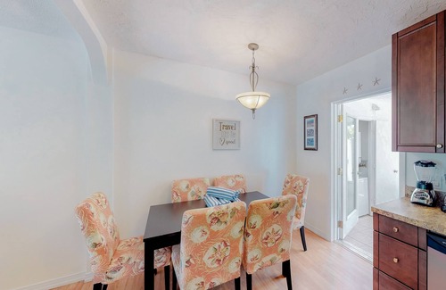 Holmes Beach Villa | Island villa with heated private pool, tranquil courtyard, easy beach access