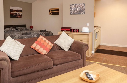 Tayinloan Cottage | ISLAY, pet friendly in Tayinloan, Kintyre, Argyll And The Isles