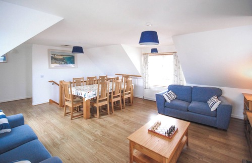 Bushmills House | Isle Cottage Holiday Home, located two miles from the Giants Causeway