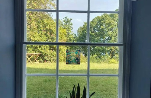 Rothesay Apartment | Isle of Bute House SeaView-Garden-PetsOK-FreeP