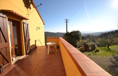 Riparbella Apartment | Isolated and peaceful farm located on the slopes of an enchanting valley