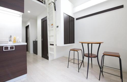 Makishi Apartment | Isole le Olena 201
