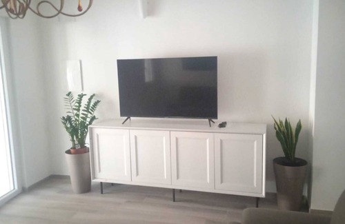 Lido Silvana Villa | Villa Morgana renovated villa 250 meters from the sea