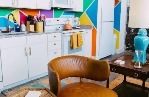 Crosstown Apartment | It's All Coming Up Rainbows & Adventures @Crosstown