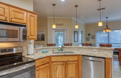 Rockport House | It`s clock out time!