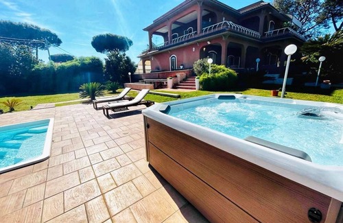 Lavinio Lido di Enea Villa | Italian Villa by the beach near Rome