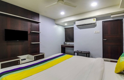 Jamshedpur Hotel | Itsy by Treebo - Golden Fiesta