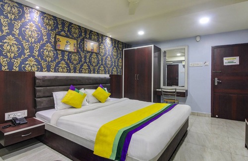 Jamshedpur Hotel | Itsy by Treebo - Golden Fiesta