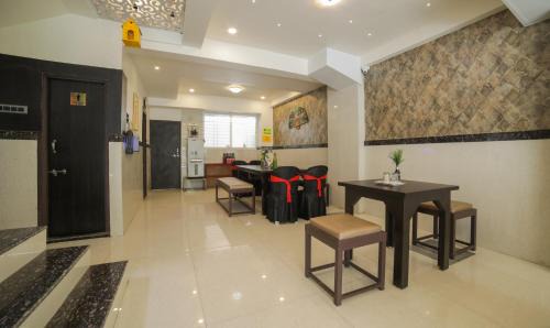 Nagpur Hotel | Itsy Hotels Le Clover