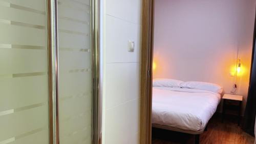 Santutxu House | Iturriaga Ostatua Self check in