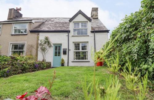 Harlech House | Ivy Cottage