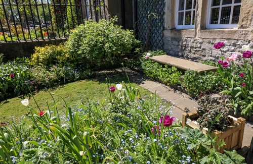 Hartington Cottage | IVY COTTAGE, pet friendly, with open fire in Hartington