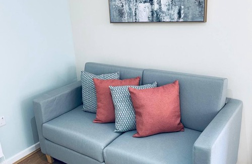 Golders Green Cottage | Ivy Cottage Two Bedroom & Garden in Temple Fortune