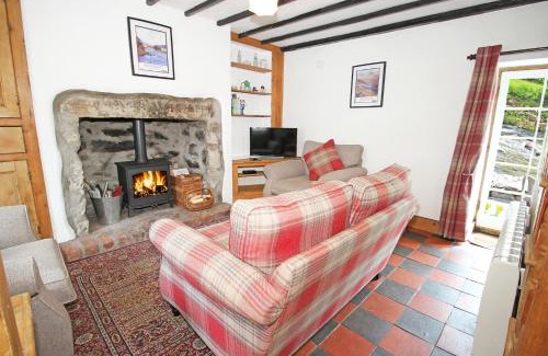 Beddgelert House | Ivy House