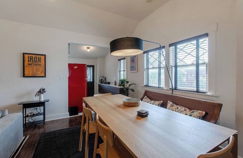 Hanover Place Apartment | IVY HOUSE | Westport | 3rd Floor