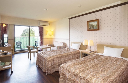 Futo Hotel | Izukogen Wanwan Paradise Condominium