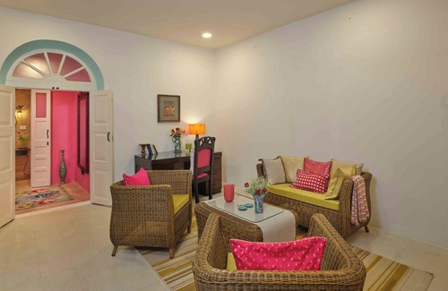 Ahmedabad City Centre Hotel | jüSTa Diwans Bungalow