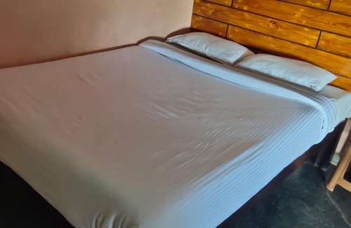 Kalapettai House | j j Residency