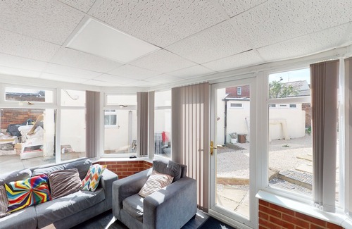 Smethwick House | J KYNS, 6 ensuite bedroom apartment