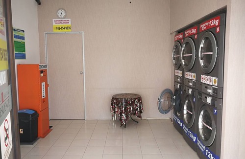 Tebrau Apartment | J&R Homestay(Home Away from Home)
