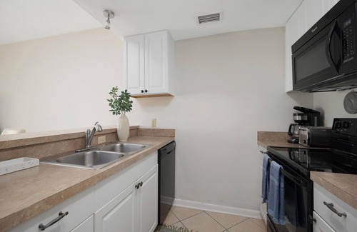 Jacksonville Beach Condo | Jacksonville Sea Spray 2B