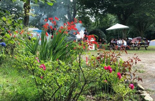 Commana Other | Jacobs Hideaway