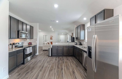 Northside House | Jacuzzi/hottub, Pool table