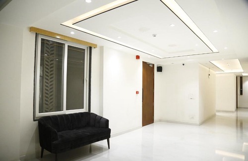 Dwarka Hotel | JAIMINIS LANDMARK