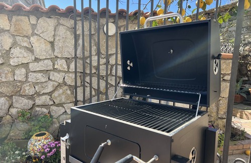 Termini Apartment | Jamm Suite - Patio with BBQ & hot tub