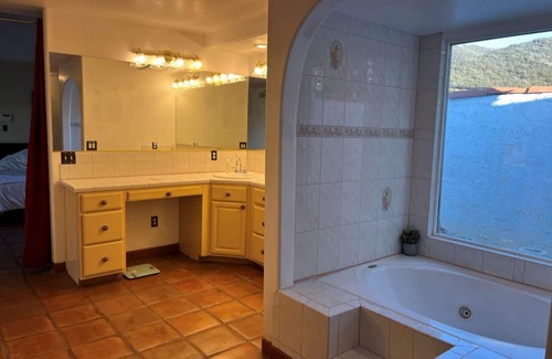 Jamul Villa | Jamul's Jewel: 9 ACRES,Hilltop,Heated Salt Pool,Spa,City & Mtn. Views,B-Ball Court,Grill,Horseshoes
