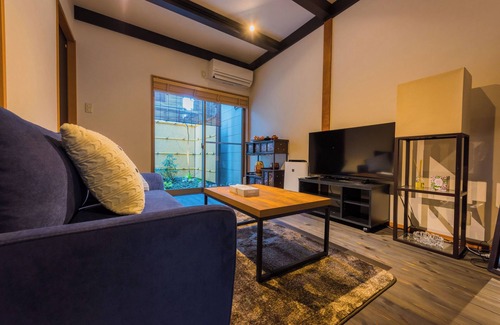 Higashiyama Villa | Japanese-style Villa 80㎡ with garden, close to the Kyomizu area & Four Seasons.