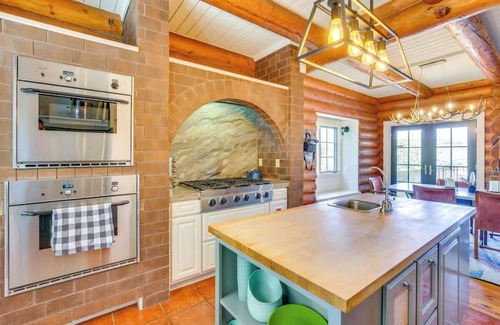 Alpine Cabin | Japatul House w Pool & Spa 5 Star Google Reviews