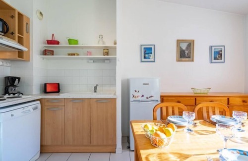 Vaux-sur-Mer Apartment | Jardins de Pontaillac by Interhome
