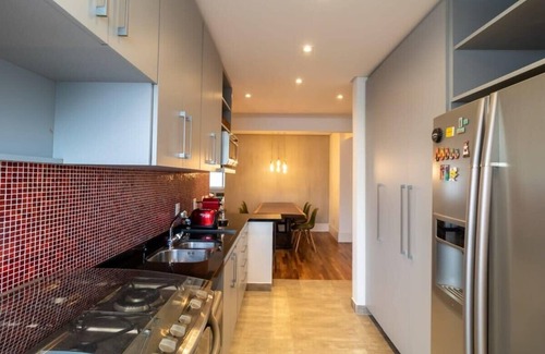 Jardins Apartment | Jardins Vintage - Chic 1 BDR + office space in Jardins