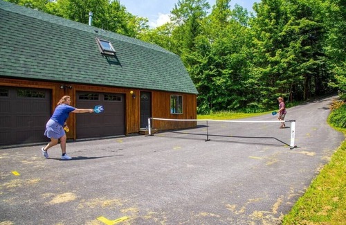 Westfield Apartment | Jay Peak 3mi - ski home via Big Jay!