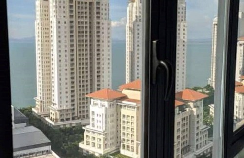 Seri Tanjung Pinang Condo | Jazz 222: Cosy 2-Bedroom Suite with Seaview