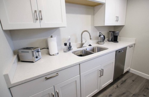Clearwater Apartment | Jefferson Executive Suites #1 - Clearwater 1/1 Apt