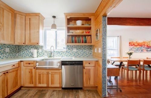 Highlands House | JerseyShoreHouse w/Retro Cabana PRIME location Walk2Beach NYCFerry, Restaurants