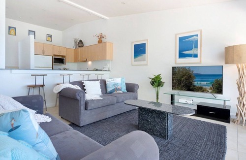 Callala Bay House | Jervis Shores - charming, light-filled apartment
