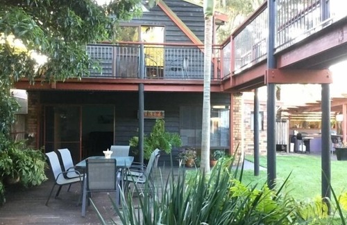 Berrara Ski Chalet | Jetz Bungalow private close to Berrara Lagoon