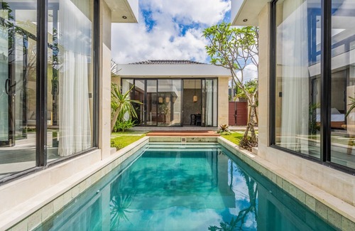 Bukit Villa | Jimbaran Villa - Three Bedroom Villa, Sleeps 6